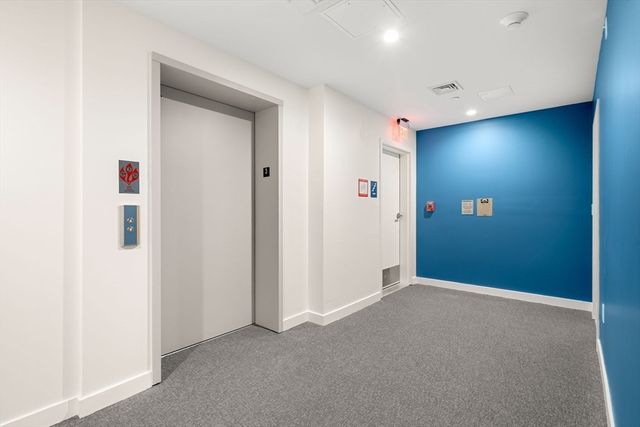 1151 Walnut St 301, Newton, MA 02461