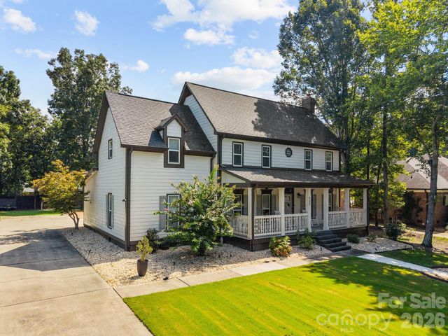 908 Woodhurst Drive, Wesley Chapel, NC 28110