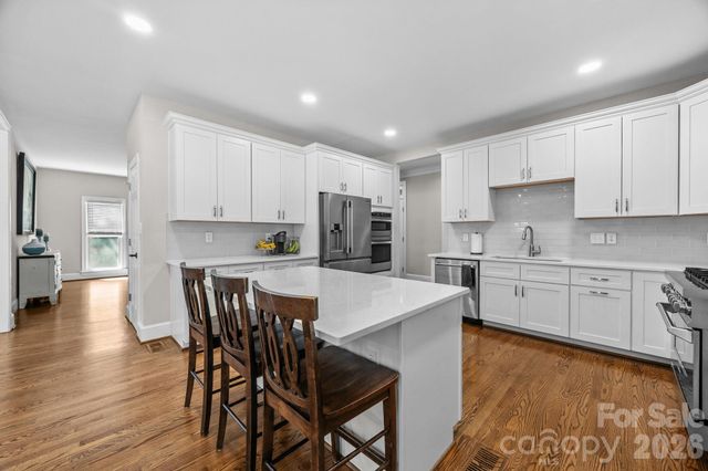 908 Woodhurst Drive, Wesley Chapel, NC 28110