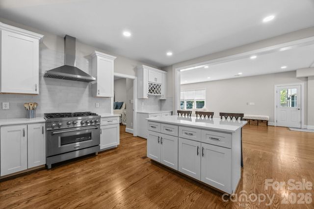 908 Woodhurst Drive, Wesley Chapel, NC 28110