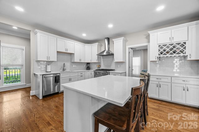 908 Woodhurst Drive, Wesley Chapel, NC 28110