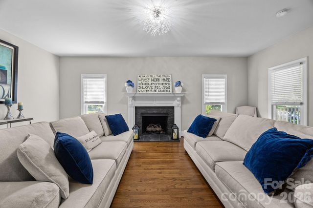 908 Woodhurst Drive, Wesley Chapel, NC 28110