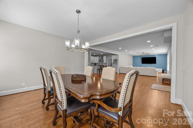 908 Woodhurst Drive, Wesley Chapel, NC 28110