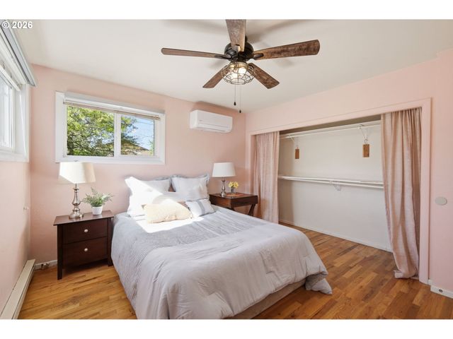 977 Nw CLEVELAND Ave, Corvallis, OR 97330
