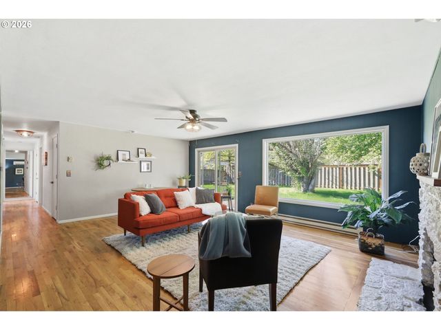 977 Nw CLEVELAND Ave, Corvallis, OR 97330