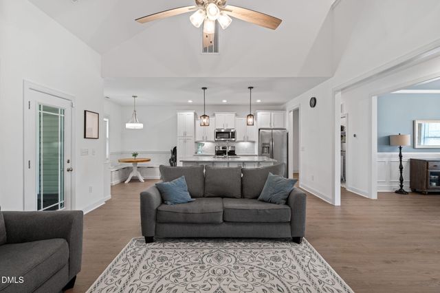 153 Shady Oaks Drive, Benson, NC 27504