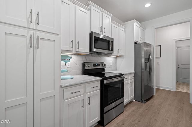 153 Shady Oaks Drive, Benson, NC 27504