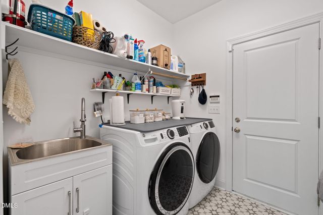 153 Shady Oaks Drive, Benson, NC 27504