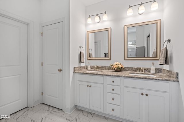 153 Shady Oaks Drive, Benson, NC 27504