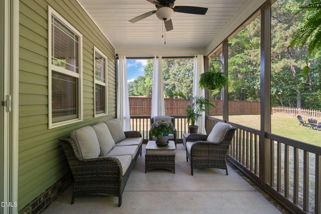 153 Shady Oaks Drive, Benson, NC 27504