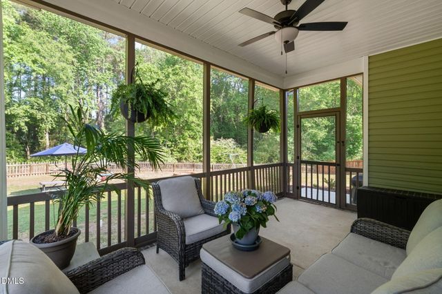 153 Shady Oaks Drive, Benson, NC 27504