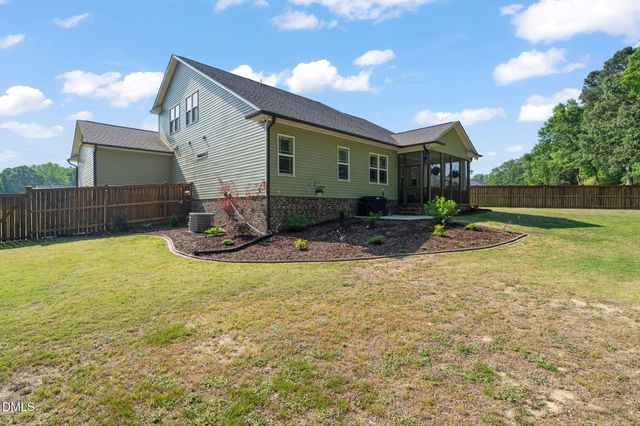 153 Shady Oaks Drive, Benson, NC 27504