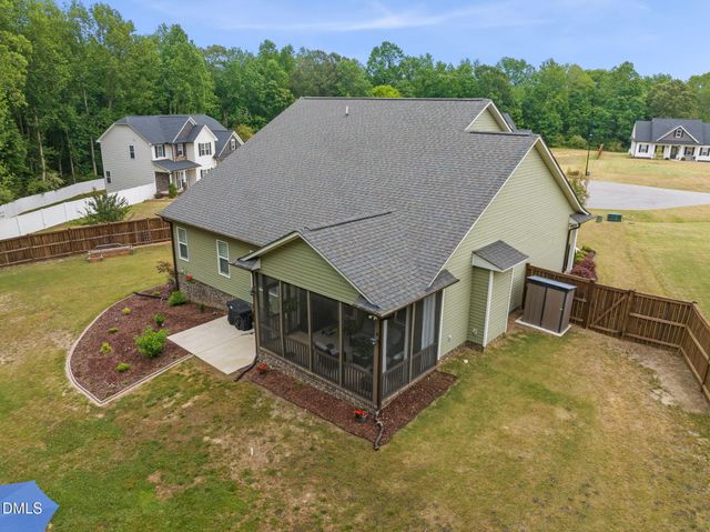 153 Shady Oaks Drive, Benson, NC 27504