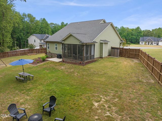 153 Shady Oaks Drive, Benson, NC 27504