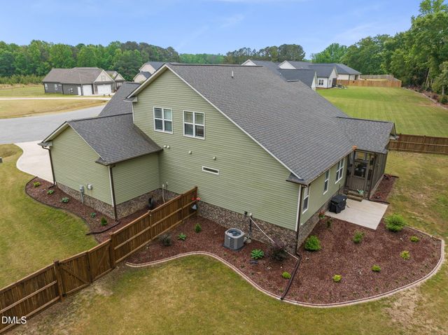 153 Shady Oaks Drive, Benson, NC 27504