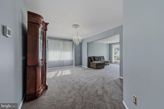 17 OAK VIEW DR, Newark, DE 19702