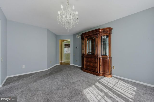 17 OAK VIEW DR, Newark, DE 19702