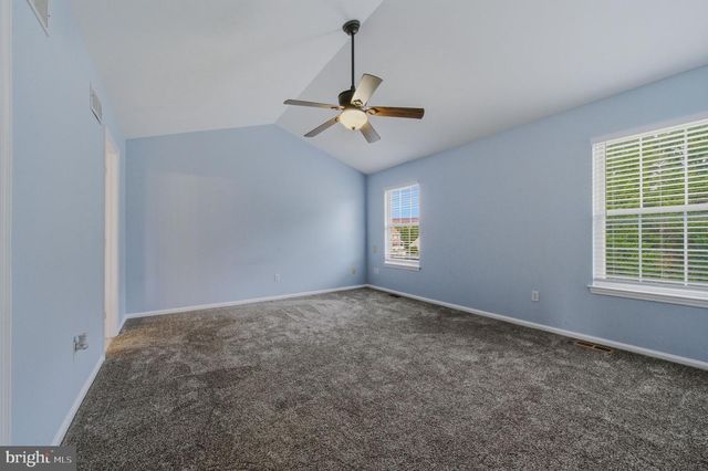 17 OAK VIEW DR, Newark, DE 19702