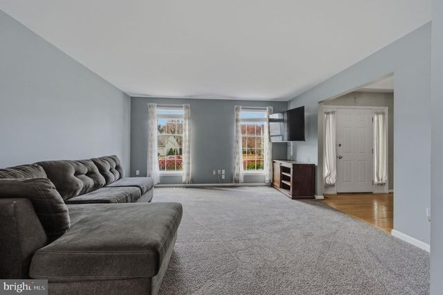 17 OAK VIEW DR, Newark, DE 19702