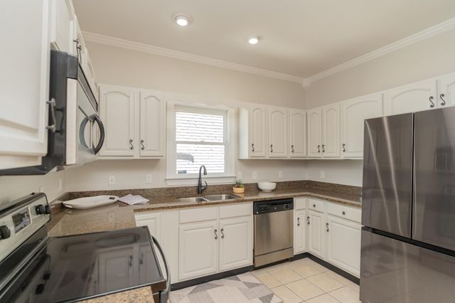 1022 E 8th Street, Chattanooga, TN 37403