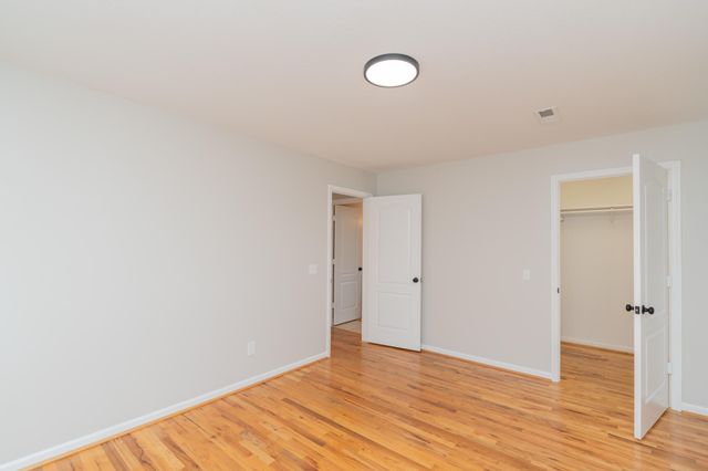 1022 E 8th Street, Chattanooga, TN 37403