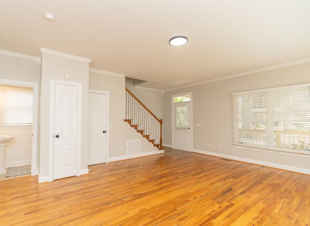 1022 E 8th Street, Chattanooga, TN 37403