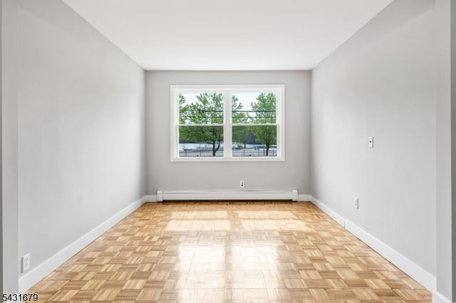 67 Eyland Ave, Roxbury Twp., NJ 07876