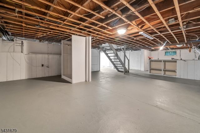 67 Eyland Ave, Roxbury Twp., NJ 07876