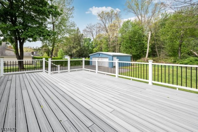 67 Eyland Ave, Roxbury Twp., NJ 07876