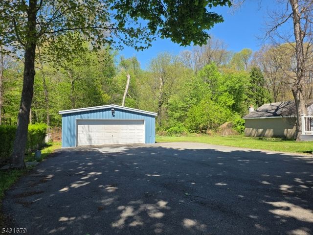 67 Eyland Ave, Roxbury Twp., NJ 07876