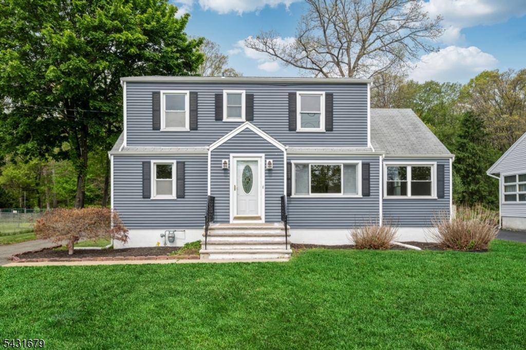 67 Eyland Ave, Roxbury Twp., NJ 07876