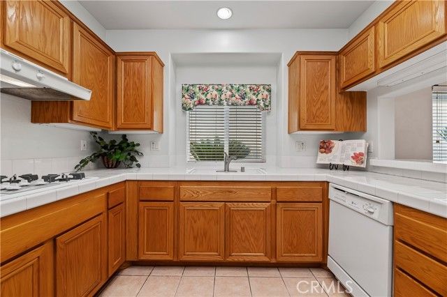 40364 VIA MARISA, Murrieta, CA 92562