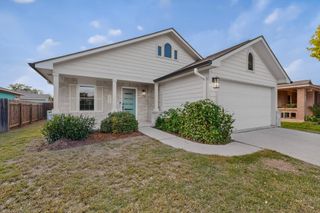3906 Reeders DR, Austin, TX 78725