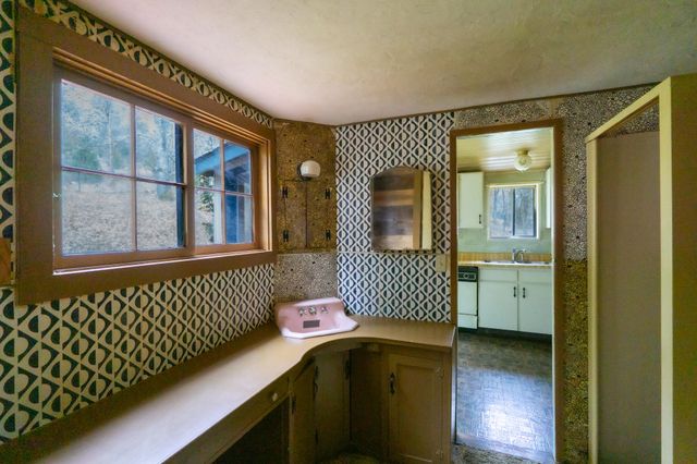 3631 Helms Road, Grants Pass, OR 97527