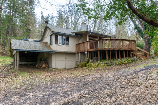 3631 Helms Road, Grants Pass, OR 97527