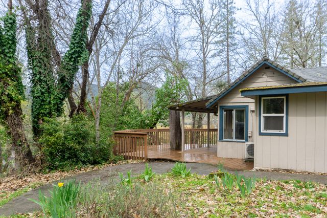 3631 Helms Road, Grants Pass, OR 97527