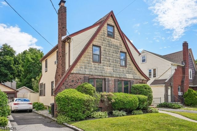 21 Ferncliff Rd, Bloomfield Twp., NJ 07003