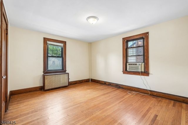 21 Ferncliff Rd, Bloomfield Twp., NJ 07003