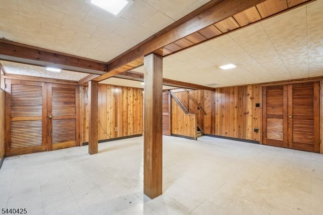 21 Ferncliff Rd, Bloomfield Twp., NJ 07003