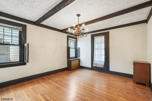 21 Ferncliff Rd, Bloomfield Twp., NJ 07003