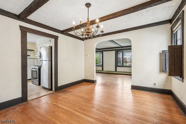 21 Ferncliff Rd, Bloomfield Twp., NJ 07003