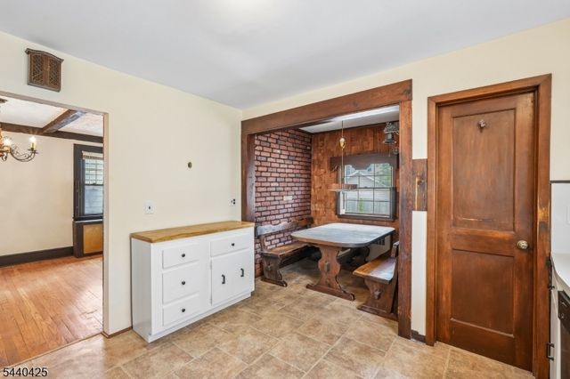 21 Ferncliff Rd, Bloomfield Twp., NJ 07003