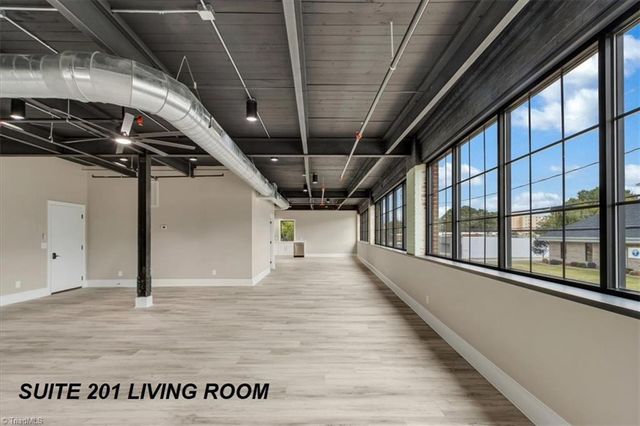 516 S Fayetteville Street 201, Asheboro, NC 27203