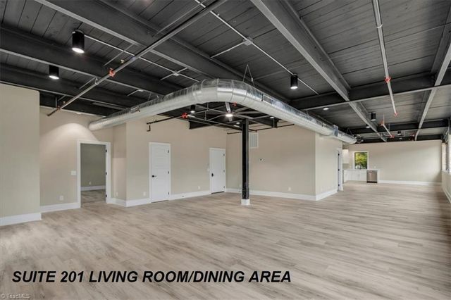 516 S Fayetteville Street 201, Asheboro, NC 27203