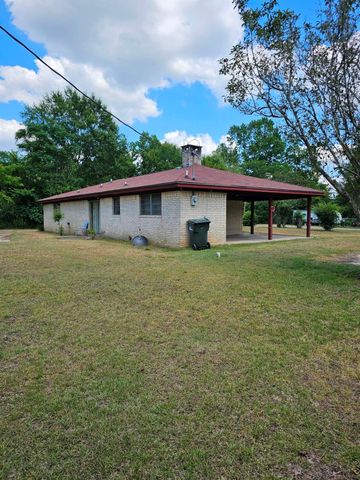 109 Lincoln Street, Newton, TX 75966