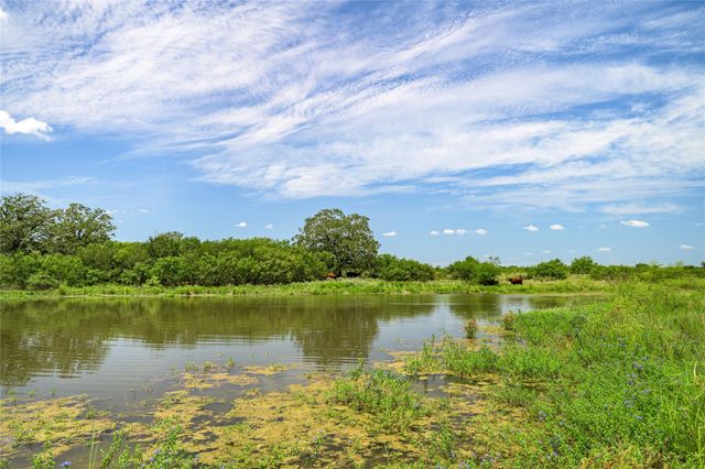 6144 Fm 2237, Flatonia, TX 78941