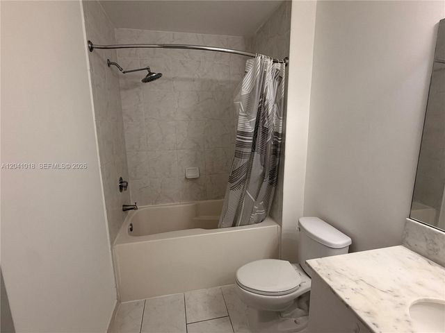 133 NE 2nd Ave 209, Miami, FL 33132