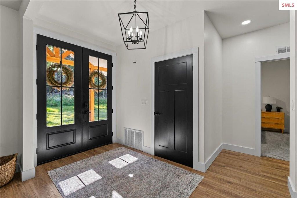 95 Klickitat Rd, Cocolalla, ID 83813 photo 11