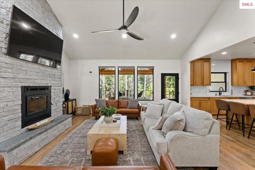 95 Klickitat Rd, Cocolalla, ID 83813 photo 2