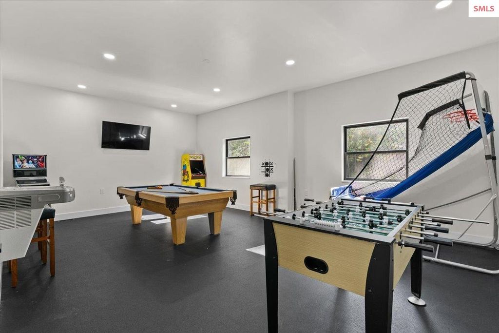 95 Klickitat Rd, Cocolalla, ID 83813 photo 3